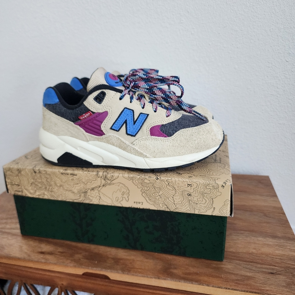 New Balance x Levi's 580 '150th Anniversary' Beige W7 M5.5 - Picture 2 of 9
